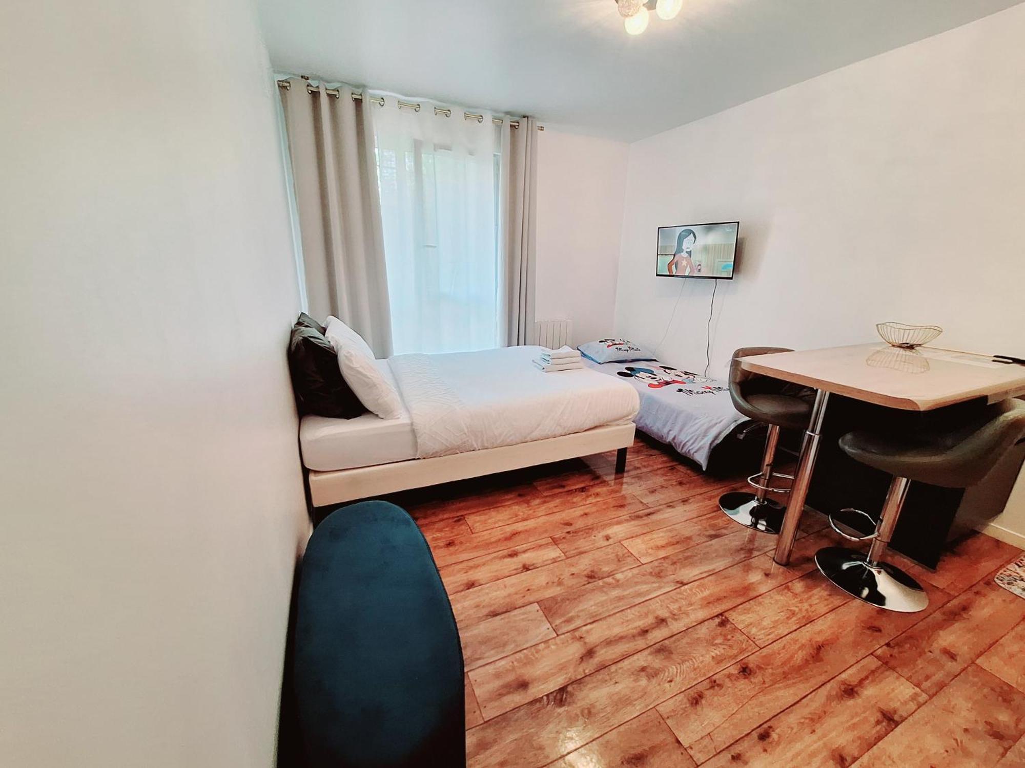 מונטבראן Studio Alpha - 2Min By Train To Disneyland Or 20Min Walk - 5Min Walk To "Val D'Europe" Station מראה חיצוני תמונה